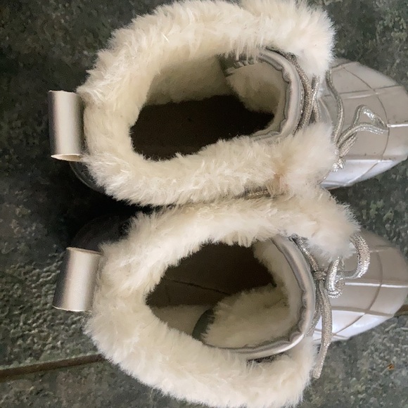 Justice fluffy rain boot - Picture 6 of 8